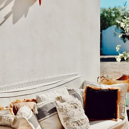 Emma Hosted By Puglia Classics *